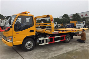 仁布哪里有拖车服务