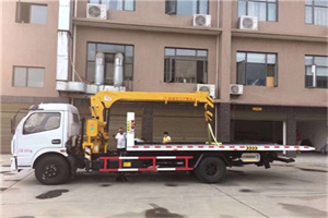 仁布附近汽车轮胎更换