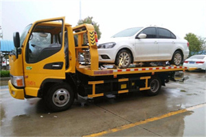 仁布附近拖车救援24小时服务热线